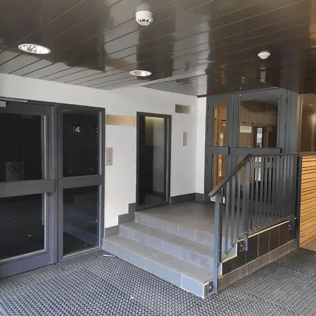 Apartment Divisible, Aux Pieds, Terrasse, Animaux Admis - Fr-1-181-2666 *